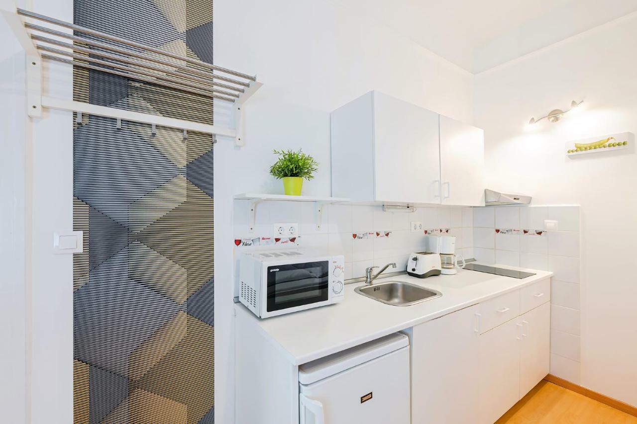 Parking, Ac, Wifi 2 Room Apartment In The Center Budapest Exterior photo